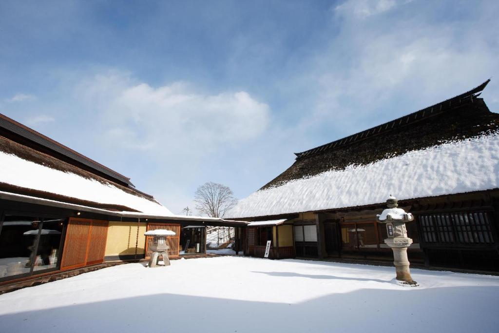 Hatago Higashiagatsuma Экстерьер фото